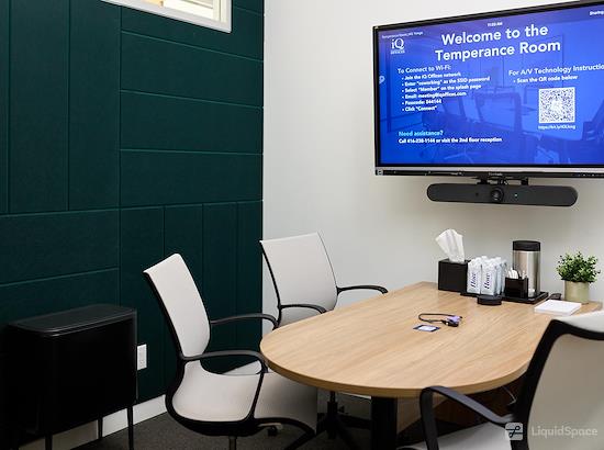 Working at iQ Offices | 140 Yonge Street at Toronto