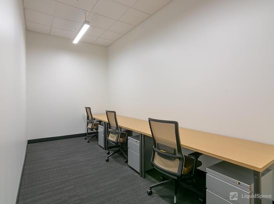 Working at Venture X | Richmond at Richmond