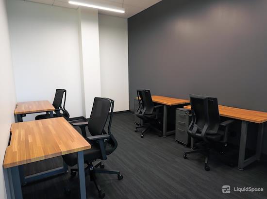 Working at Venture X | Columbia East at Columbia