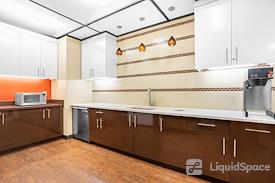 Regus | Manulife Place