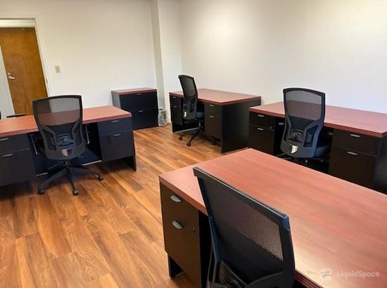 Working at Crown Center Executive Suites (CCESuites) at Fort Lauderdale
