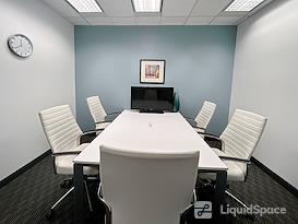 Regus | Yonge and Sheppard