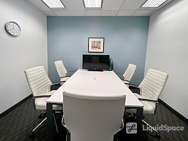 Regus | Yonge and Sheppard