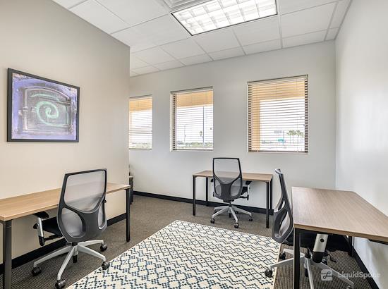 Working at Regus | Harbourside Place at Jupiter