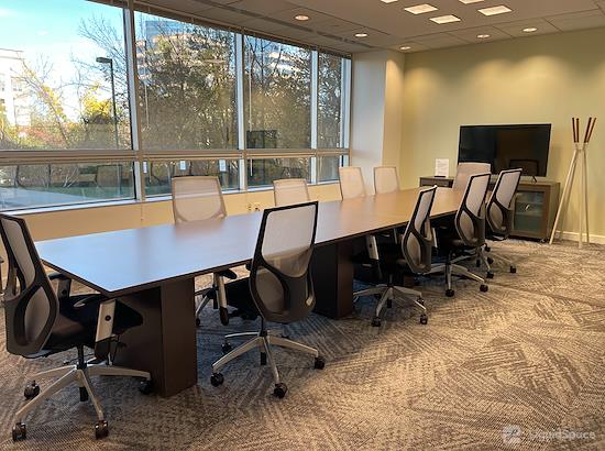 Working at Regus | Dulles Corner at Herndon
