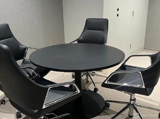 Working at Aerofoil Workspace at Melbourne Airport