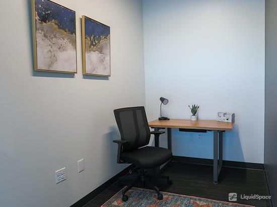 Working at Venture X | Columbia East at Columbia