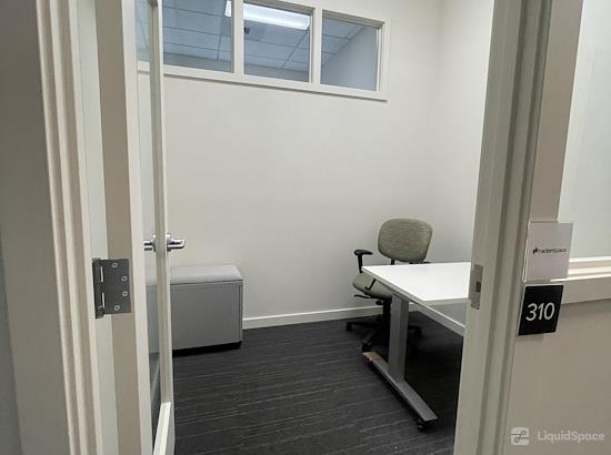 Working at TractionSpace 748 at Tacoma