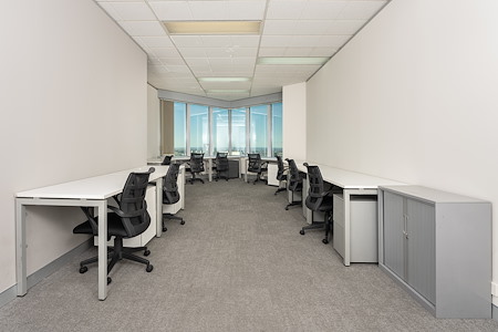 Regus | Sydney, Chatswood - Zenith Towers - Day Desk