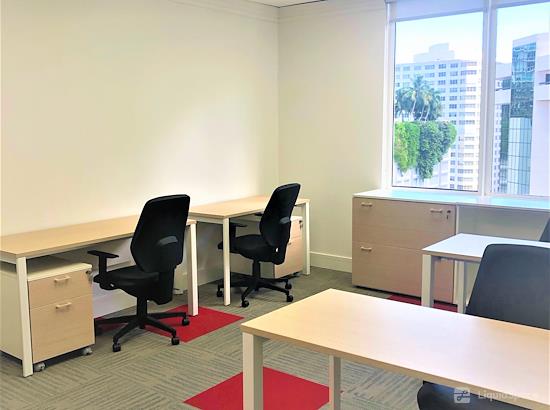 Working at Work Plus Office at Miami