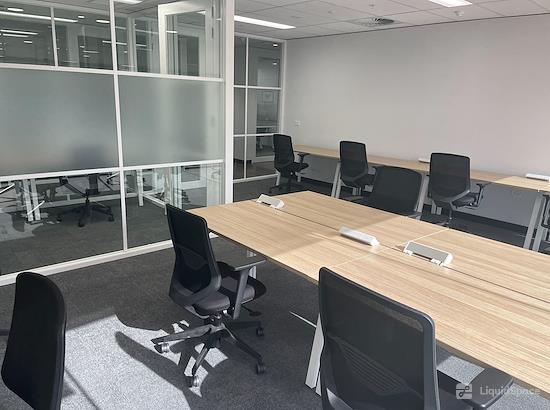 Working at Hub Australia | St Kilda Road at Melbourne