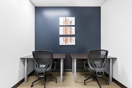 Regus | University Street - Day Desk