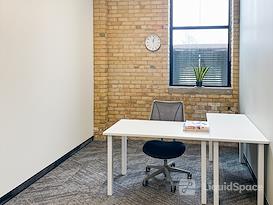 Regus | ON, Toronto - Powerhouse St