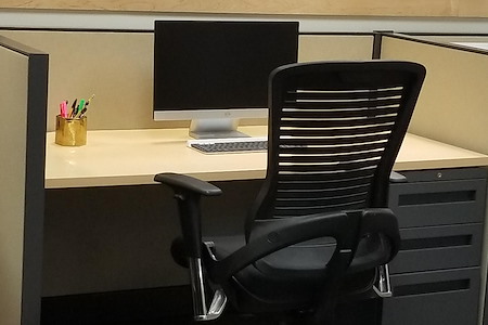 Intelligent Office of Jacksonville - Open workstation