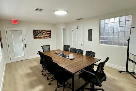 Coworkers Zone Ocala - Meeting Room 12 people