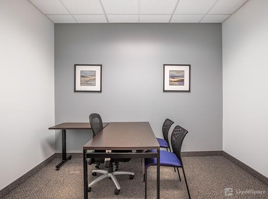 Working at Regus | Business Exchange Building at Lee's Summit