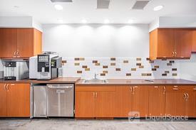 Regus | Reston Town Center I