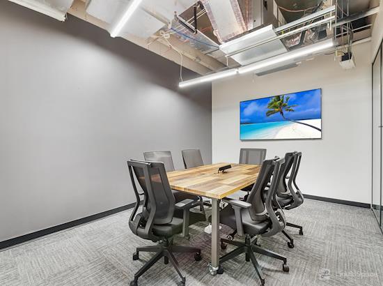Working at Venture X Palmetto Bay at Palmetto Bay