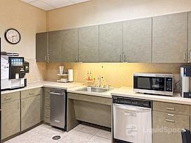 Regus | South Pine Island (Office Suites Plus)