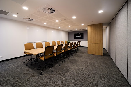 Workspace365 - 260 Queen Street - Boardroom 3