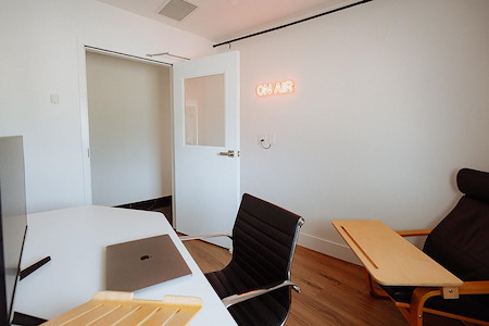 Nook - Coworking Space in Richmond - Husky Room