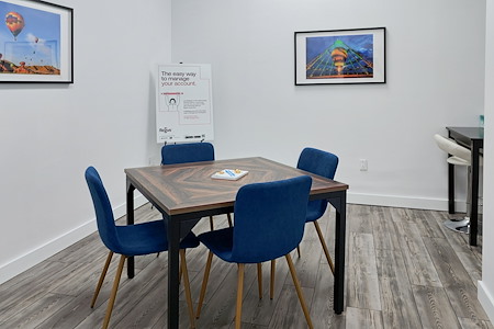 Regus | AB, Medicine Hat - 640 3rd St SE - Meeting Room