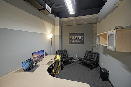 Treeline Realty - Dedicated Desk 1