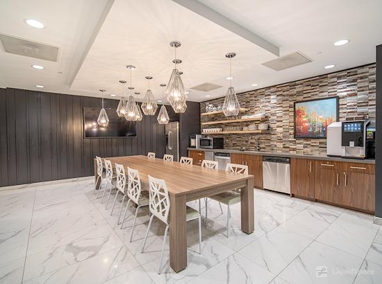 Working at Regus | Connecticut Avenue at Washington