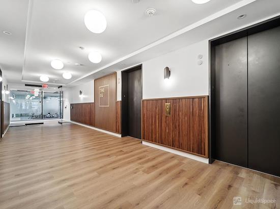 Working at Hines | The Square at Bowen Building at Washington