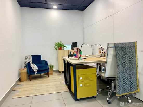 Working at Tedge Mindful Coworking at Miami
