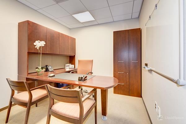 Carr Workplaces - Friendship Heights - Executive Office