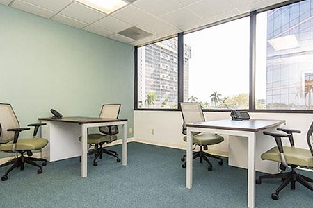 Quest Workspaces - West Palm Beach Downtown - Exterior Office