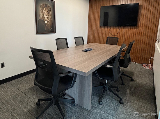 Working at LionShare Cowork - Professional Meeting Rooms & Offices at Jacksonville