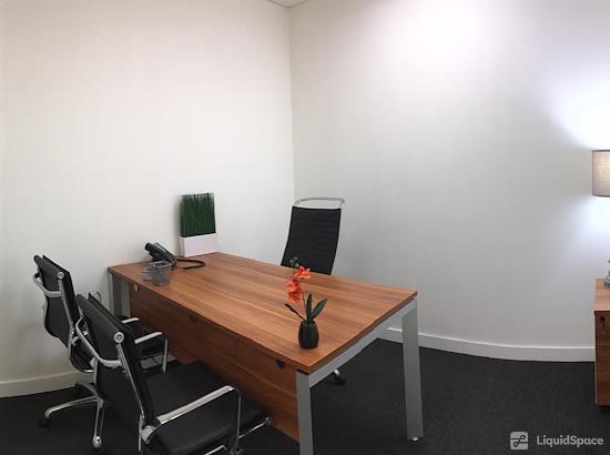 Working at ICONIC Workspaces at Miami