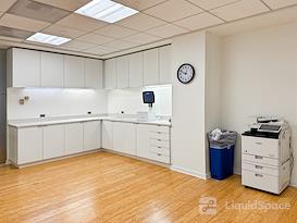 Regus | MD, Bethesda - Bethesda Metro Ctr