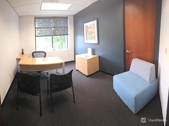 Working at Regus  at Tualtatin