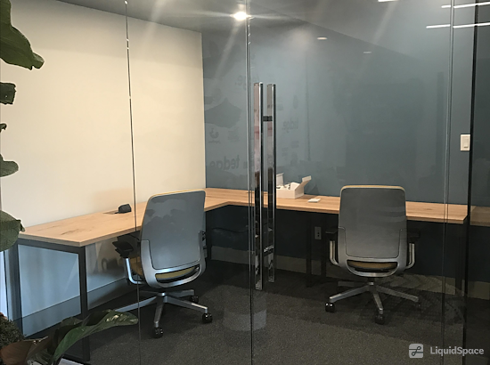 Working at Tedge Mindful Coworking at Miami