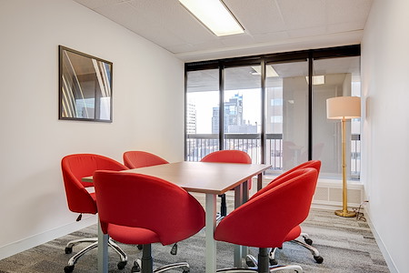 Regus | AB, Calgary - McDougall - Meeting Room