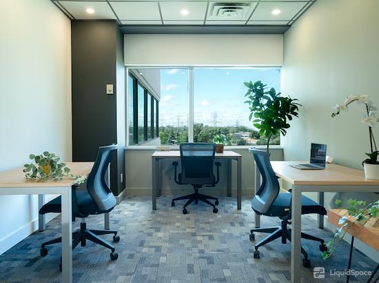 Working at Venture X Etobicoke at Toronto