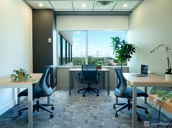 Working at Venture X Etobicoke at Toronto