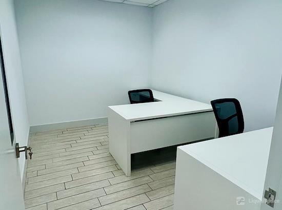 Working at HDG Executive Suites at Hollywood