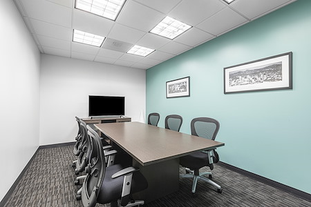 Regus || Triton Towers Three - Meeting Room
