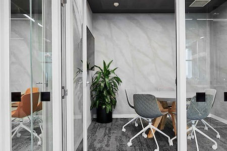 CreativeCubes.Co - South Melbourne - Hammertime
