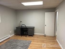 32R Spring Street