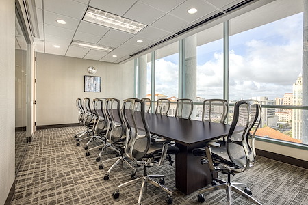 Regus | FL, Coral Gables - Columbus Center - Meeting Room