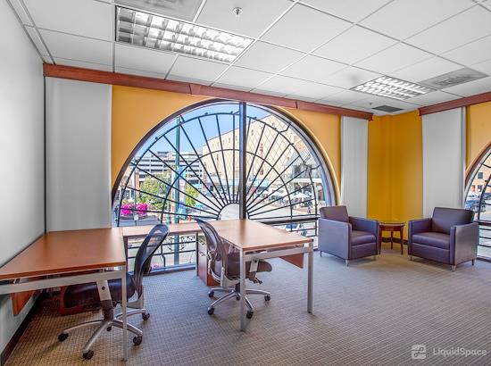 Working at Regus | Country Club Plaza at Kansas City