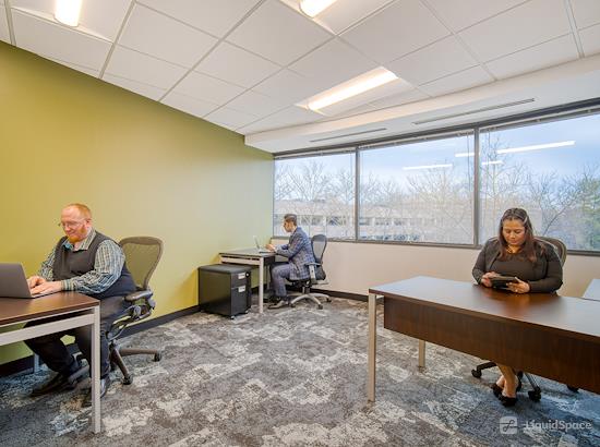 Working at Regus | Democracy Plaza at Bethesda