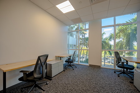 Venture X  Doral - 2 People Private Office DayPass