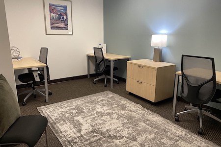 Regus | Dulles Corner - Day Desk