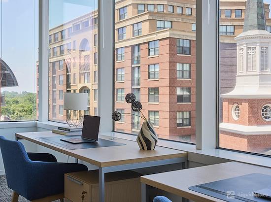 Working at Carr Workplaces - Clarendon at Arlington